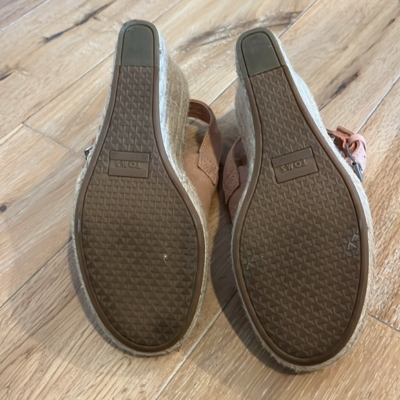 Tom’s Espadrille Wedge - Picture 4 of 4